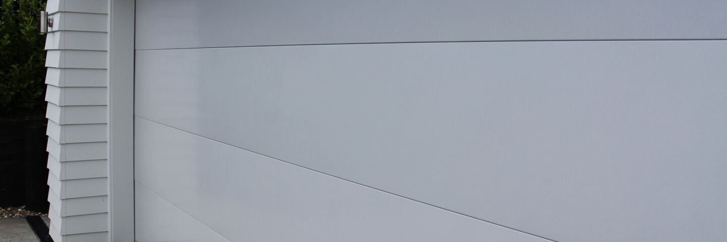 When to Repair and When to Replace Garage Doors | New Zealand